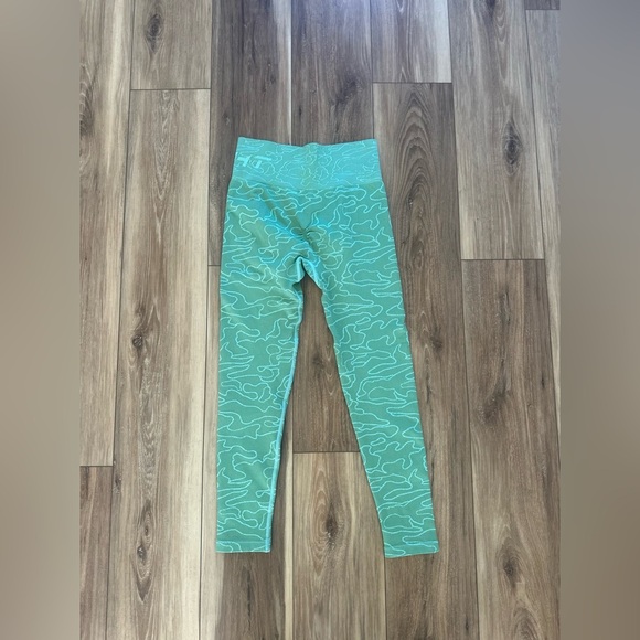 ECHT womens a rise camo Leggings size medium - Picture 5 of 7